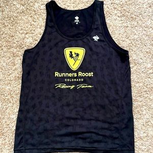 Run in Rabbit Runners Roost Running Tank Singlet xl